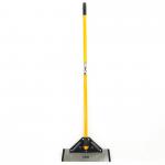 JCB 450mm 18’’ Long Handled Floor Scraper, Heavy-duty Spring Steel Blade